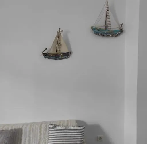 Nianiari House Apartment *