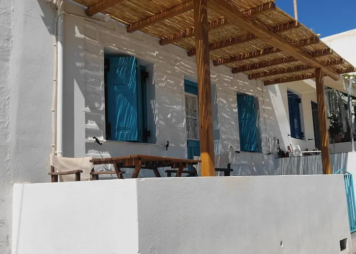 Nianiari House * Kimolos