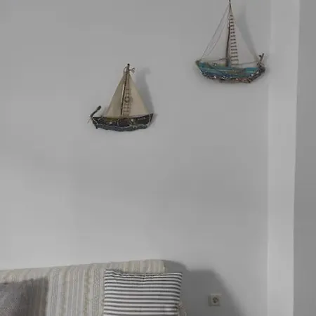 Nianiari House アパート *