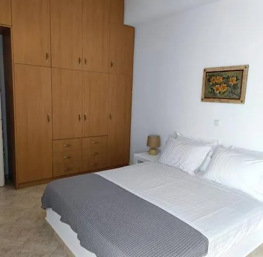 Nianiari House * Kímolos